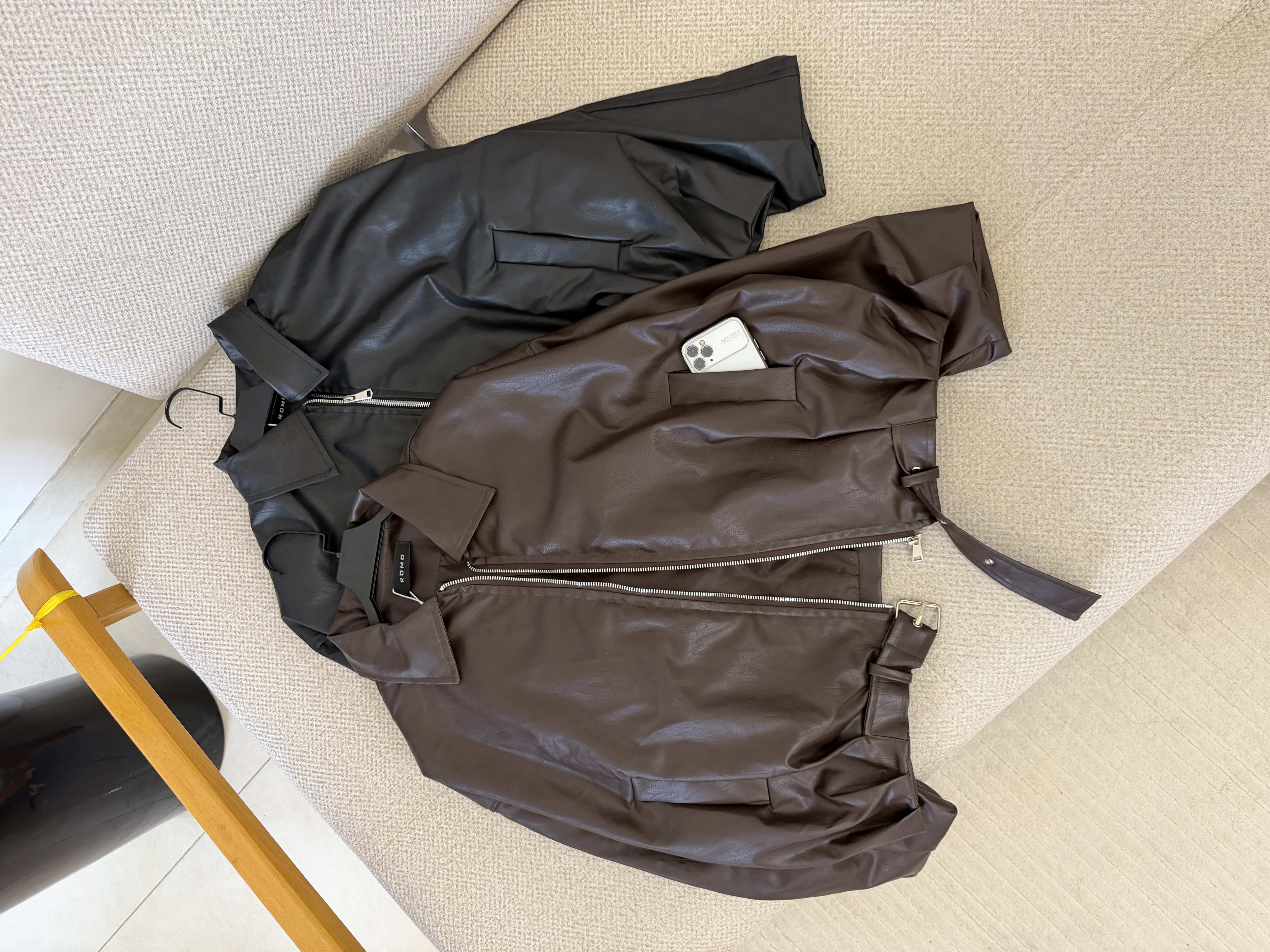 بامبر چرم pull& bear